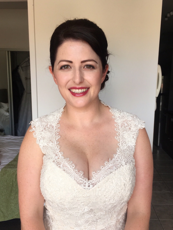 unnamed-(12)-800px-veronica-claudine-stace-wedding-hair-makeup-wellington